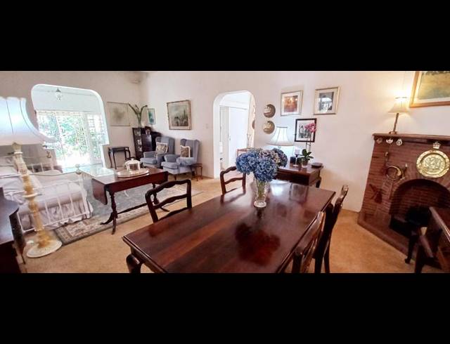 2 BEDROOM APARTMENT FOR SALE IN GLENWOOD